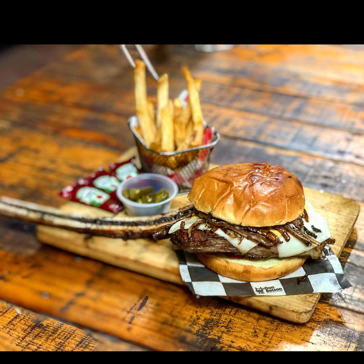 HAMBURGUESA SENCILLA