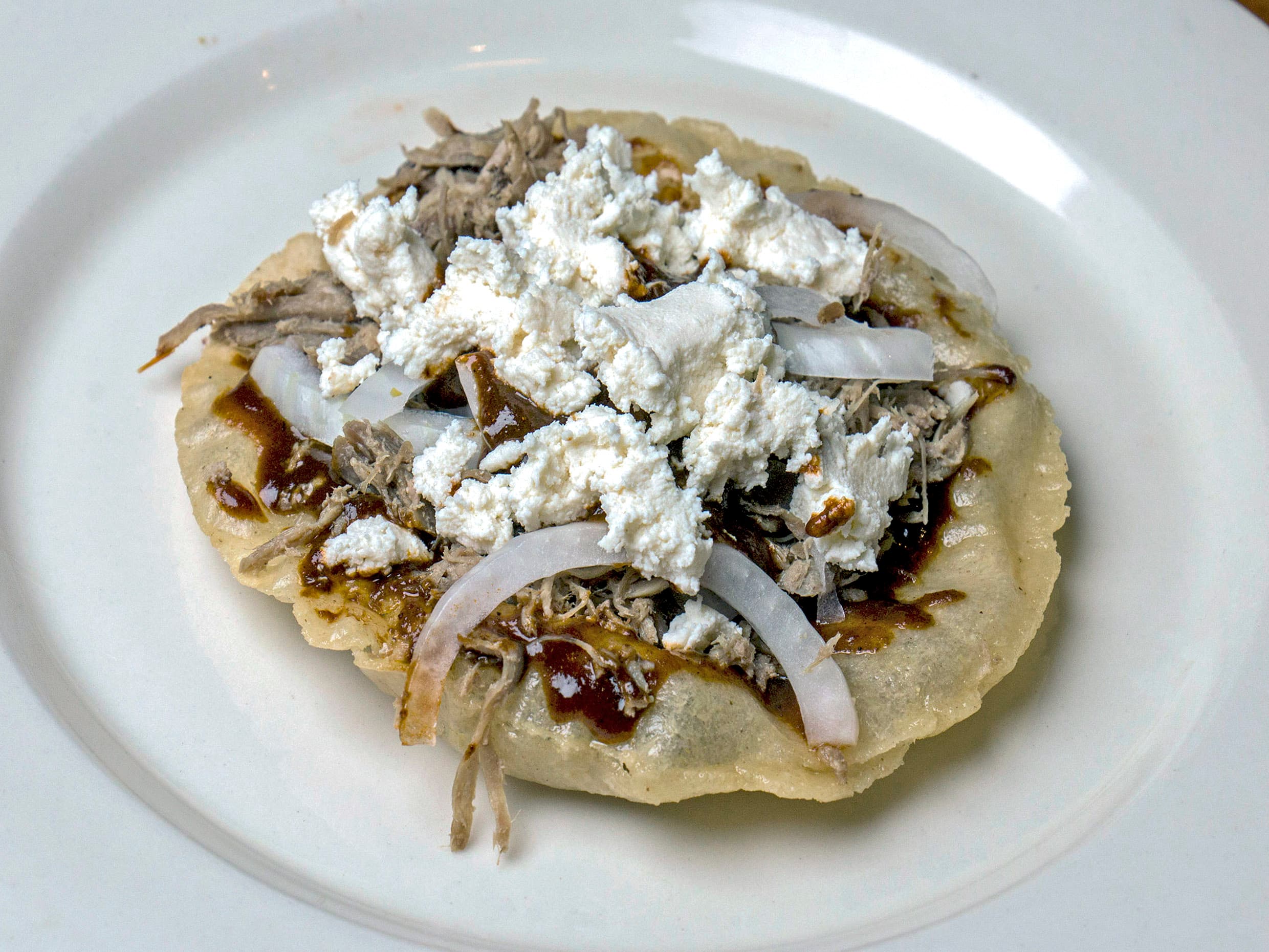 Panuchos de Mole