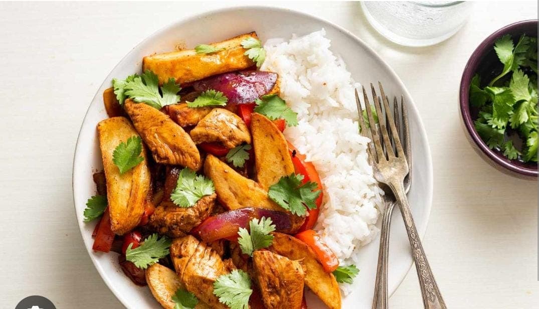 Pollo Salteado con Vegetales