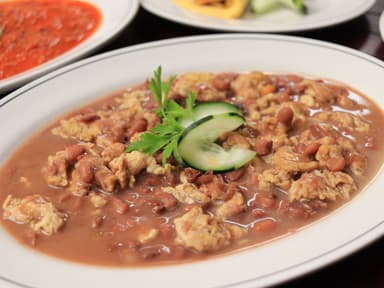 Huevo a la Oaxaqueña en Mole Coloradito o Guajillo