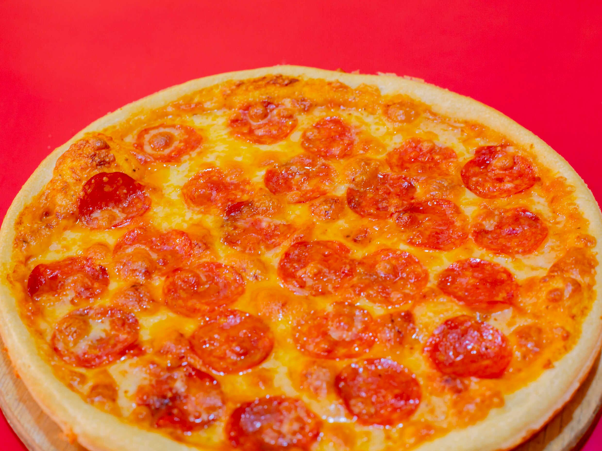 Pizza Mediana de Especialidad