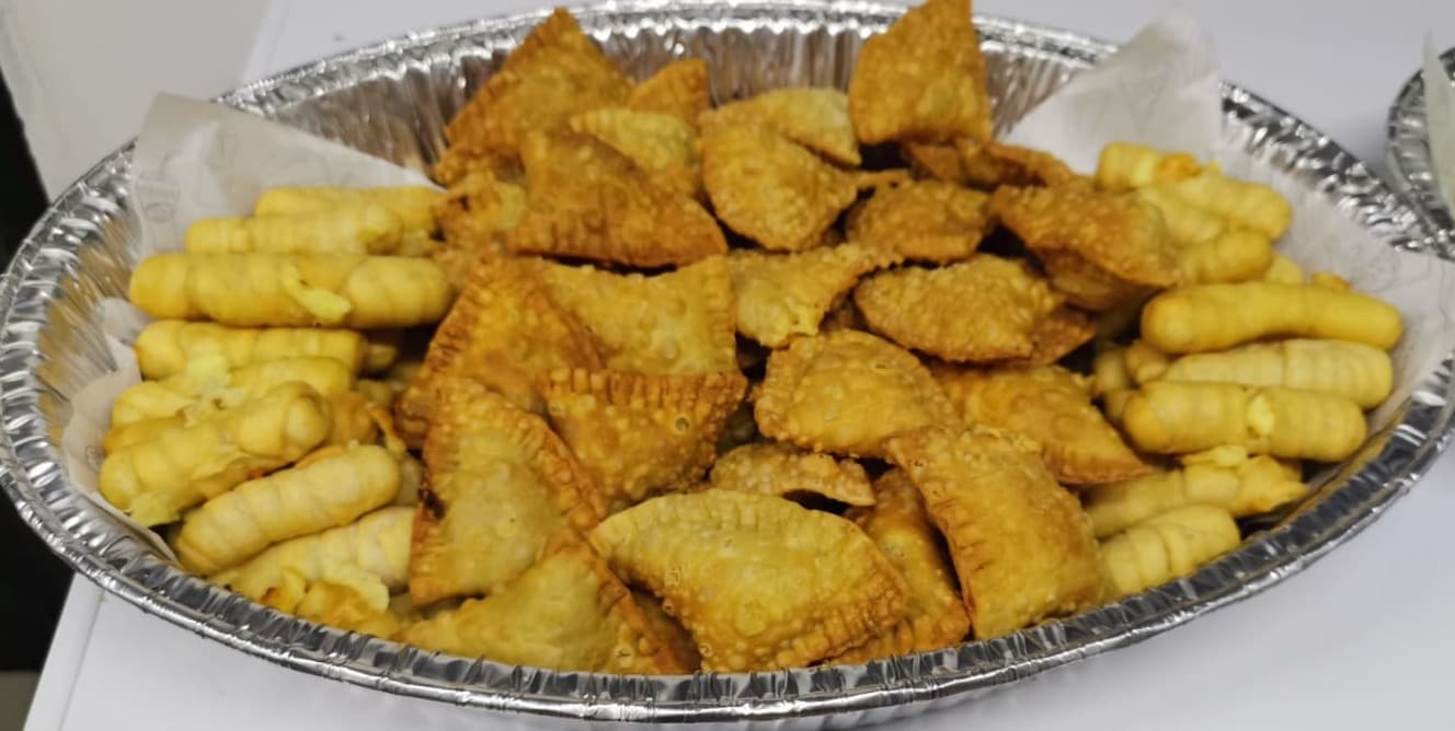 Tequeños + Mini Pasteles X 15