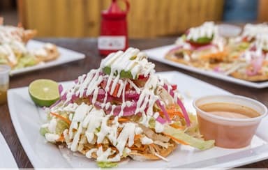 2 Tostadas + 1 Soda