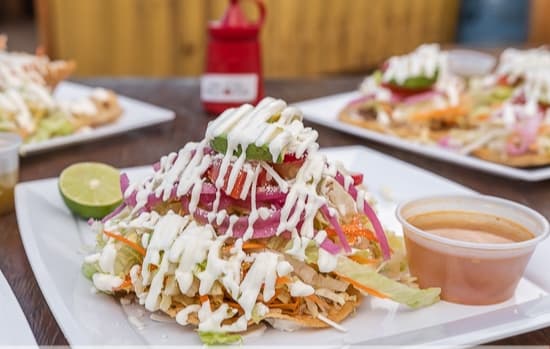 2 Tostadas + 1 Soda