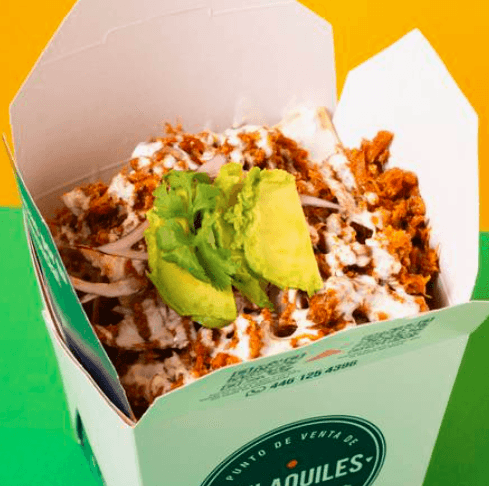 Chilaquiles con Chicharrón Prensado