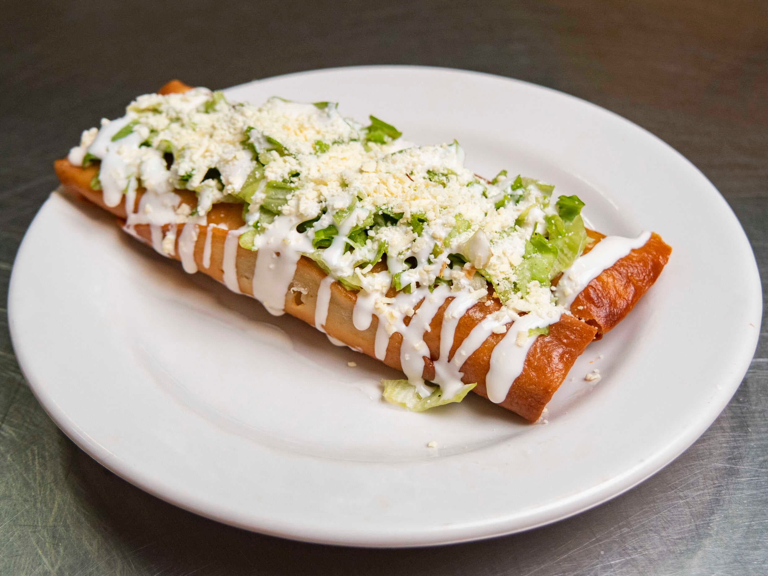 TACOS DORADOS