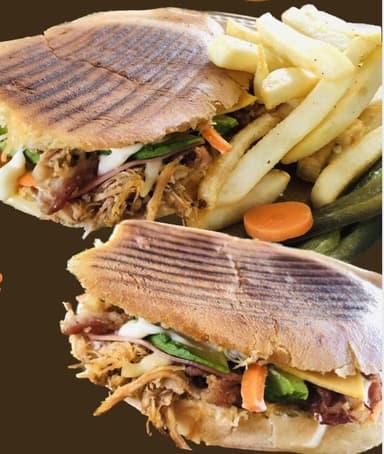 2 Tortas Mexicanas + 1 Papas