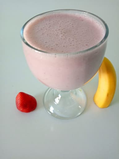 Licuado de Plátano con Fresa