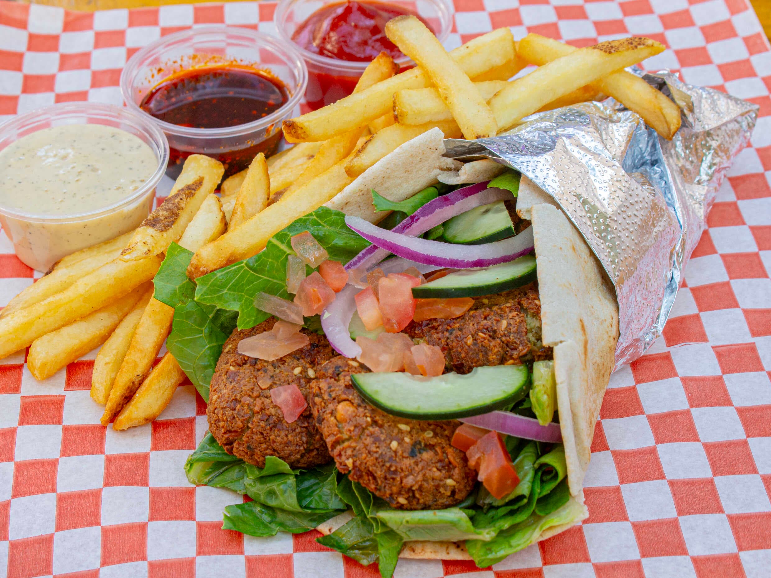 FALAFEL WRAP