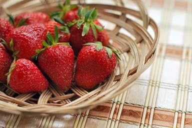 Philadelphia, Nutella, Fresas y Nuez