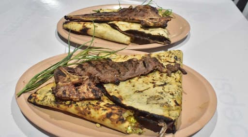 Tlayuda de Chuleta