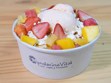 Ensalada Tropical Con Helado