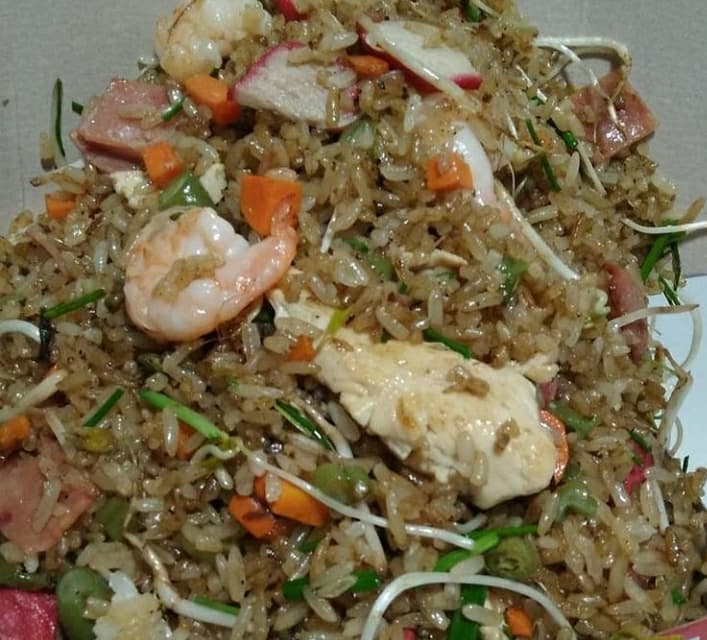 Arroz Chino con Chuleta + Chop Suey