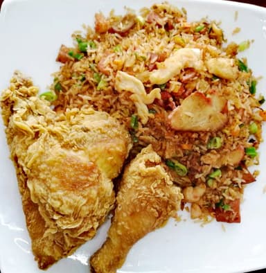 Combo 1. medio cantones con cuarto pollo frito