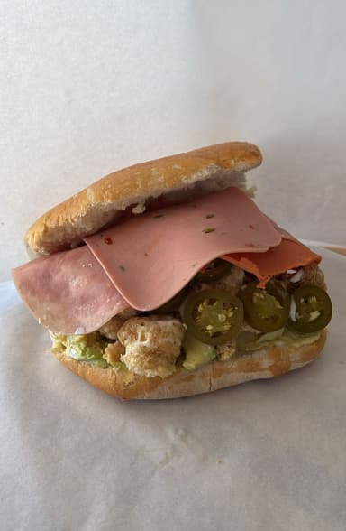 Lonche Aguacatoso