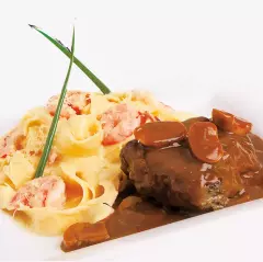 Fetuccini Mar y Tierra