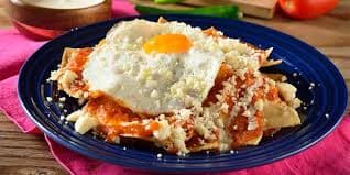 Chilaquiles con Huevo
