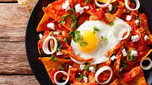 Chilaquiles con Huevo