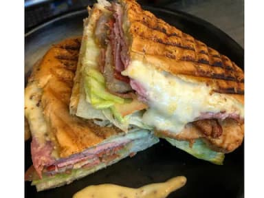 Sándwich Pollo