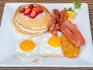 Hot Cakes Huevos Días