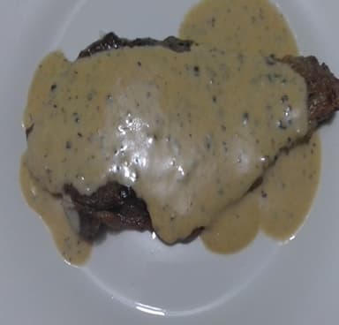 Lomo a la Parrilla en Salsa Pimienta