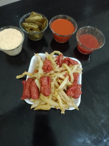 SALCHIPAPAS CHICAS