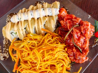 Super Combo Sushi+ Boneles+ Arroz
