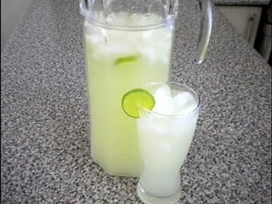 Agua de Limón 1 Litro