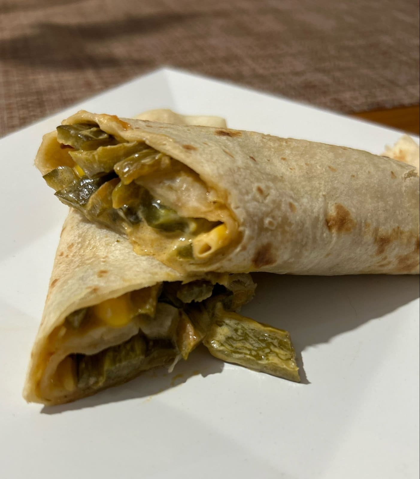 Burrito de Rajas con Crema