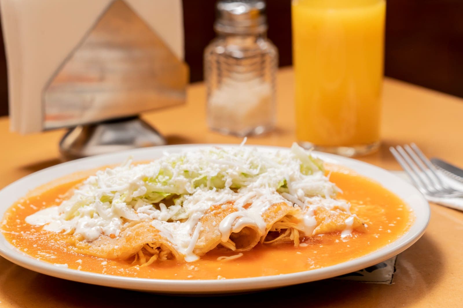 Enchiladas En Salsa de Árbol