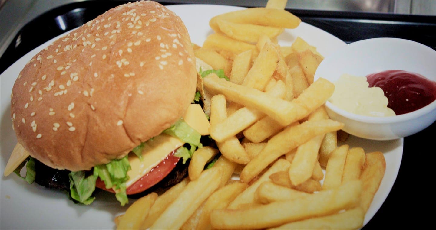 Hamburguesa con Jamón y Queso