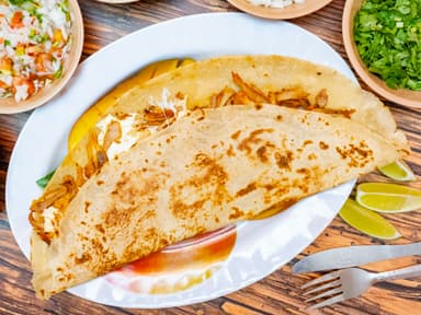 Quesadilla al pastor combinada