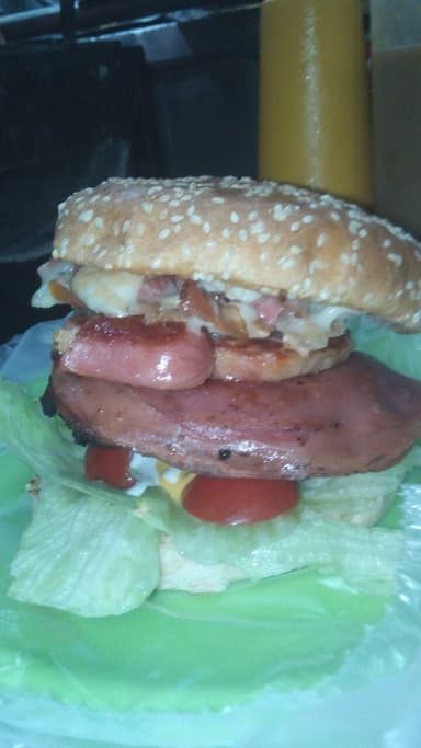 Hamburguesa al Carbón Sencilla