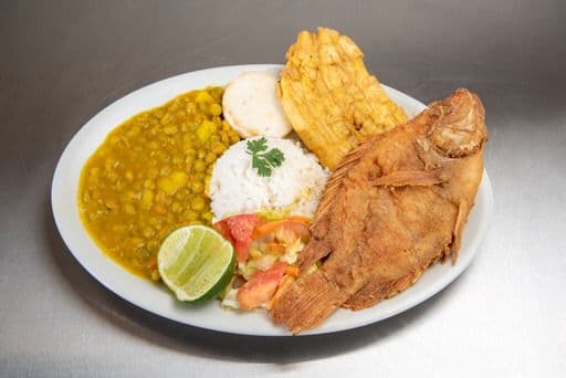 Tilapia Frita King Kong con Sopa del Dia