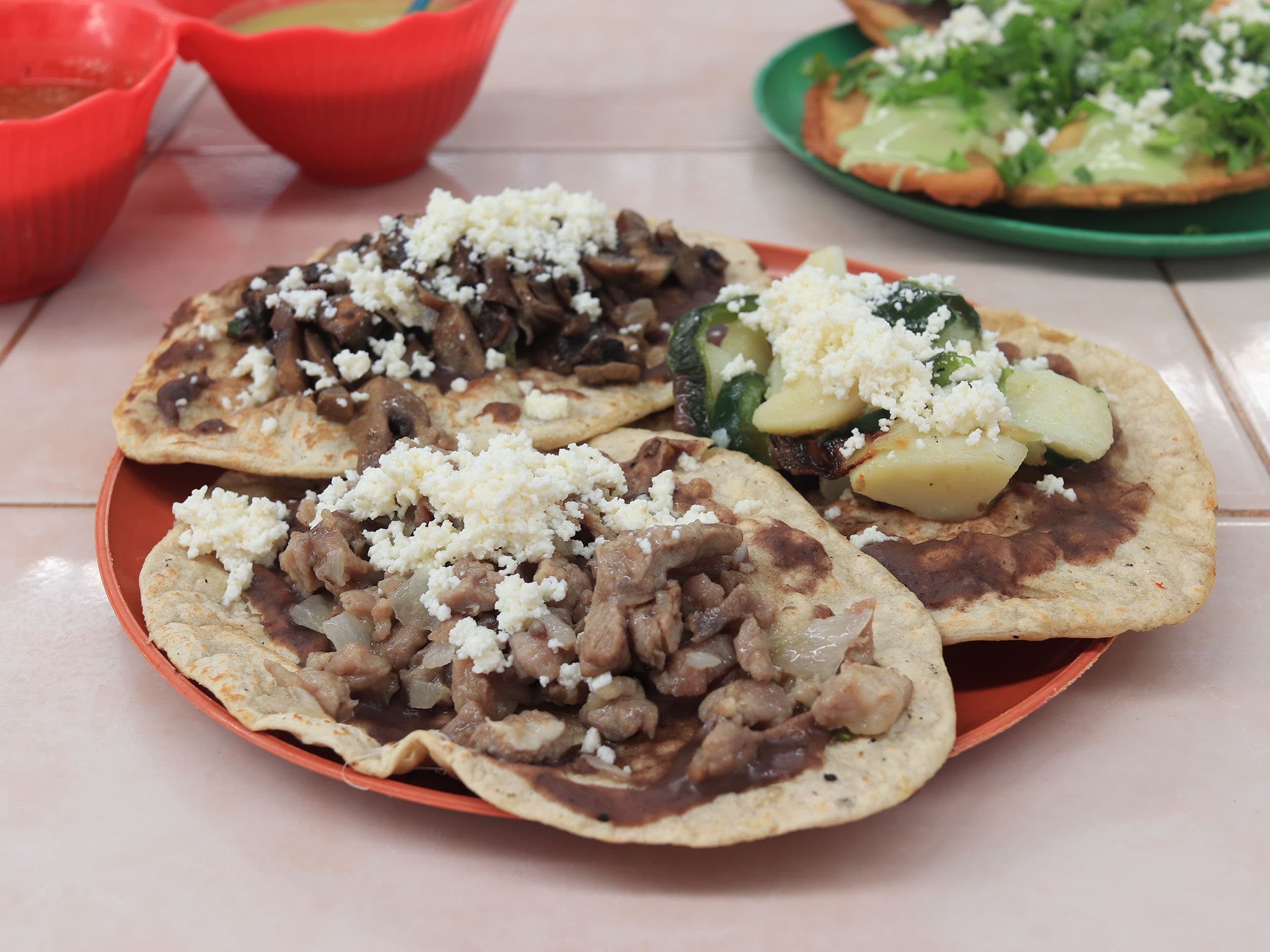 Memela Sencilla o con Guisado
