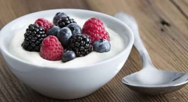 Vaso de Frutos Rojos con Yogurt