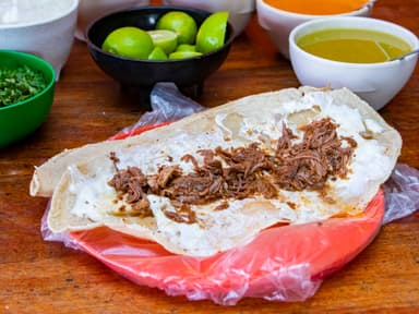 Quesadilla de Chivo Maciza