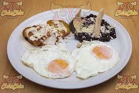 Huevos Estrellados
