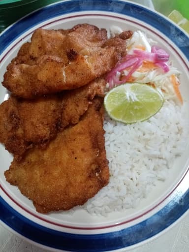 1/2 Pechuga Empanizada
