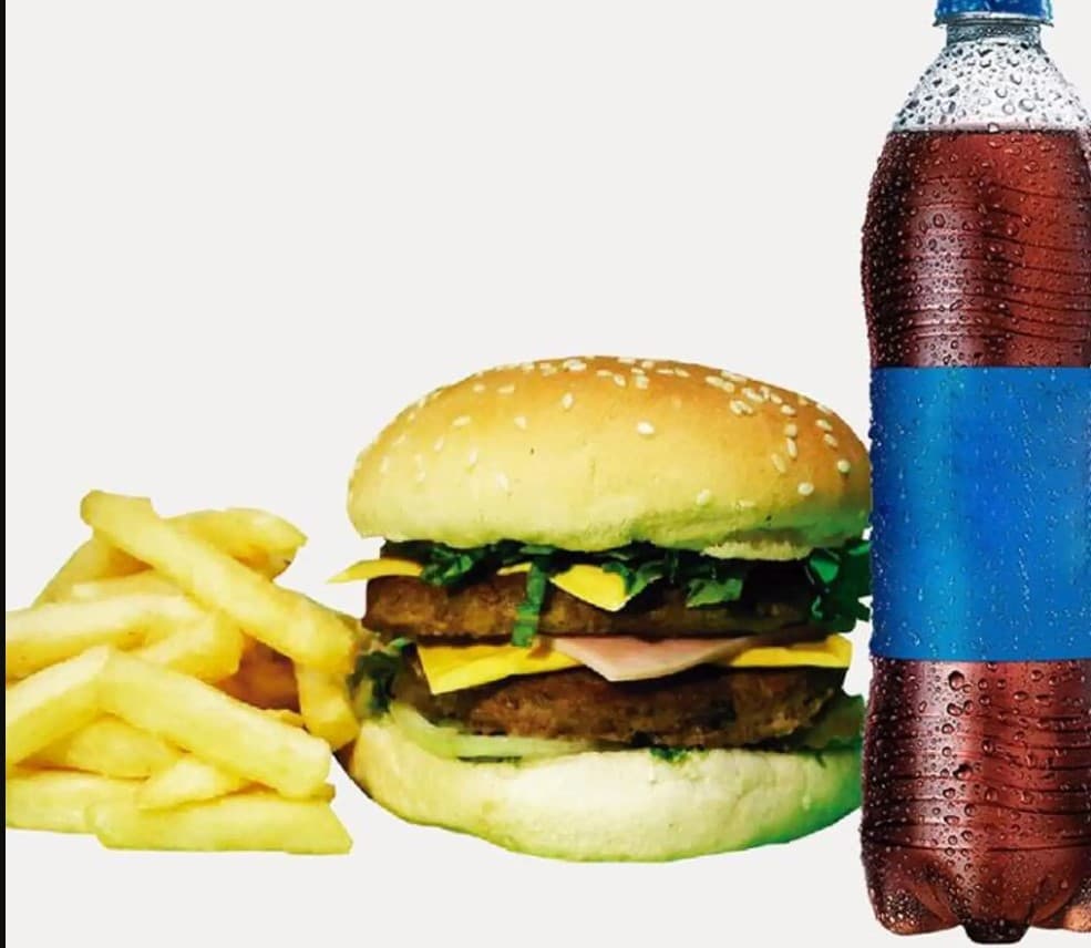 Combo Tornado Burguesa, Papas y Gaseosa 600 ml