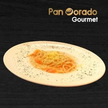 Fetuccini con Camarón