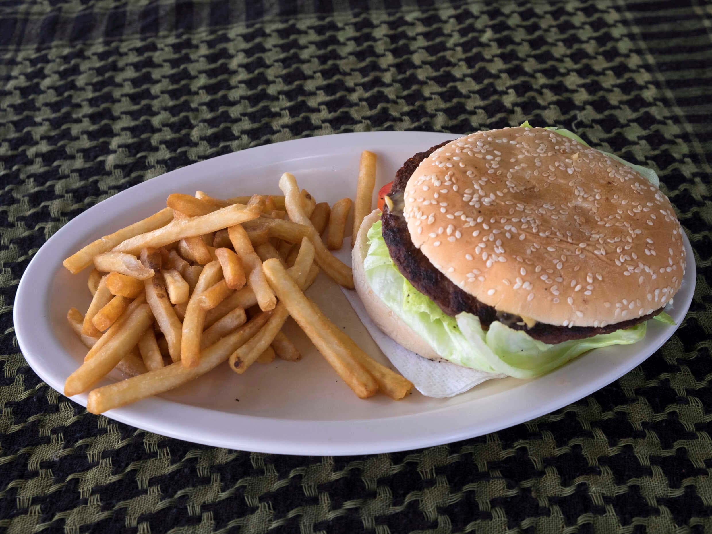 Combo Hamburguesa Res a la Plancha