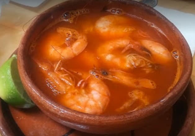 Caldo de Mariscos