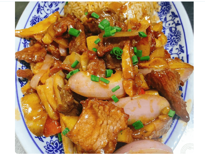 Arroz Chaufa y Pollo Saltado