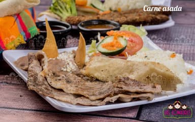 CARNE ASADA + 1 AGUA FRESCA