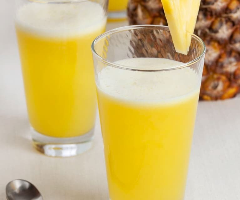 JUGO DE PIÑA