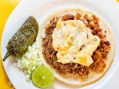 Taco Combinado con Queso