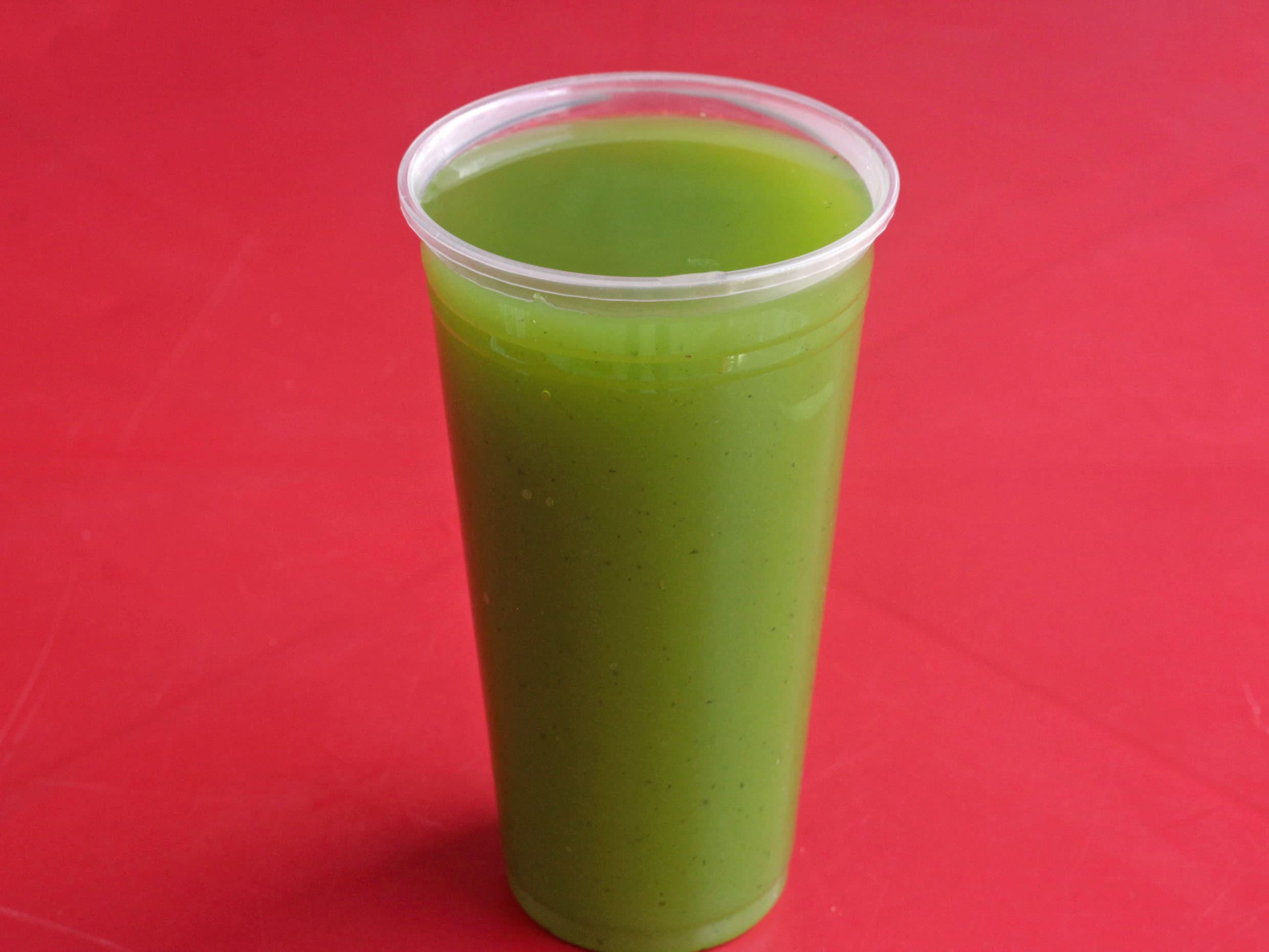 Agua de Fruta Natural.