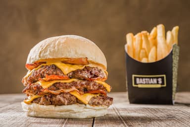 Triple Bacon + papas
