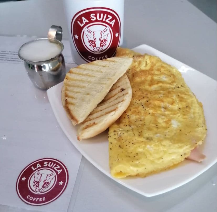 Omelette y Tostadas